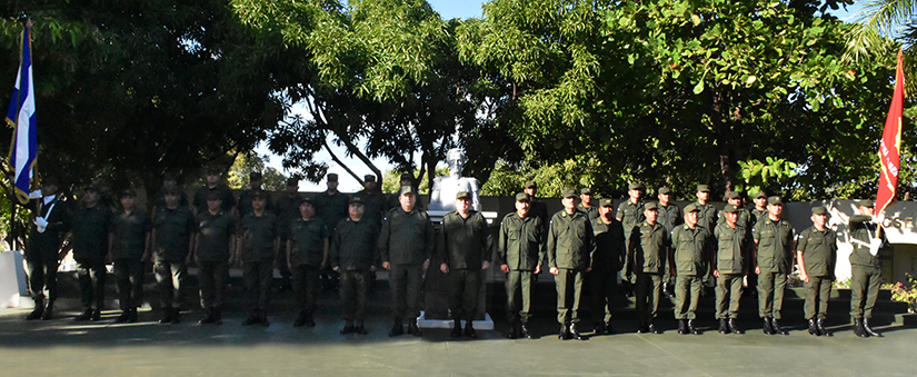 traspaso de mando del Centro Superior de Estudios Militares &ldquo;General de Divisi&oacute;n Jos&eacute; Dolores Estrada Vado&rdquo;
