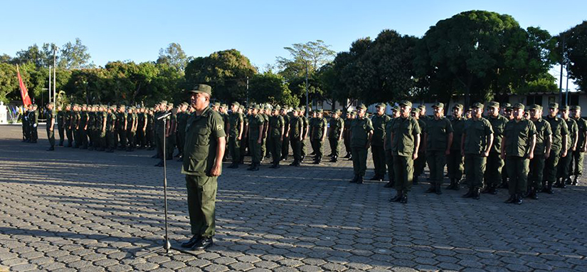 traspaso de mando del Centro Superior de Estudios Militares &ldquo;General de Divisi&oacute;n Jos&eacute; Dolores Estrada Vado&rdquo;