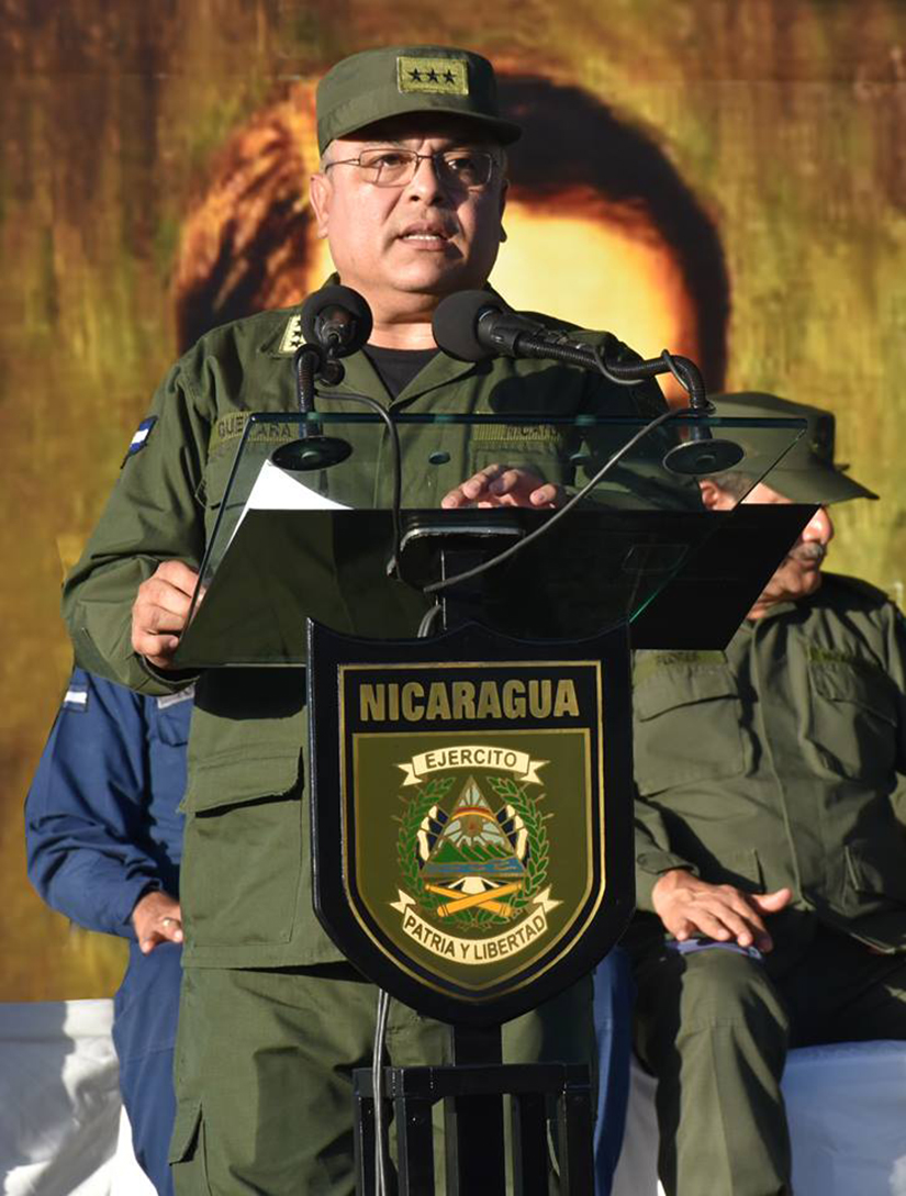 traspaso de mando del Centro Superior de Estudios Militares &ldquo;General de Divisi&oacute;n Jos&eacute; Dolores Estrada Vado&rdquo;
