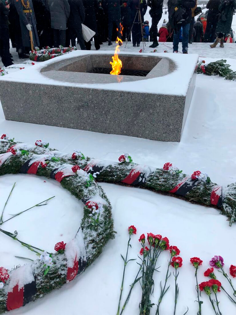 embajadora de Nicaragua en Rusia, compa&ntilde;era Alba Azucena Torres, particip&oacute; en los actos conmemorativos de fin de sitio en Leningrado 