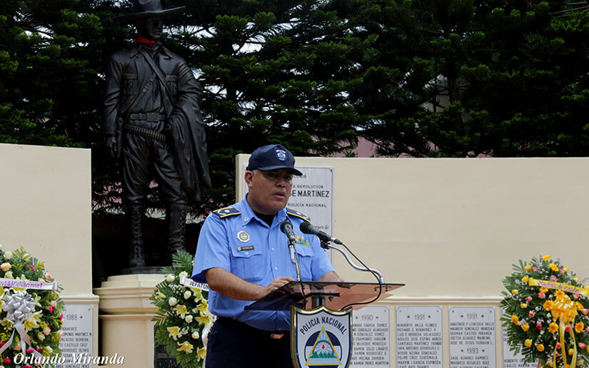 policia-nacional-homenaje
