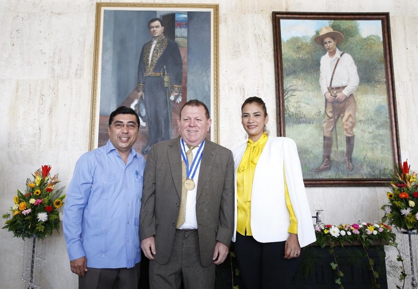 bicentenario-managua-reconocimiento