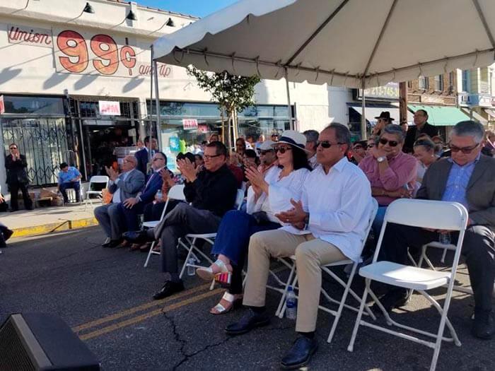 dedican-a-ruben-dario-plaza-parque-california-