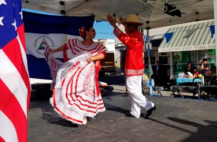 dedican-a-ruben-dario-plaza-parque-california-