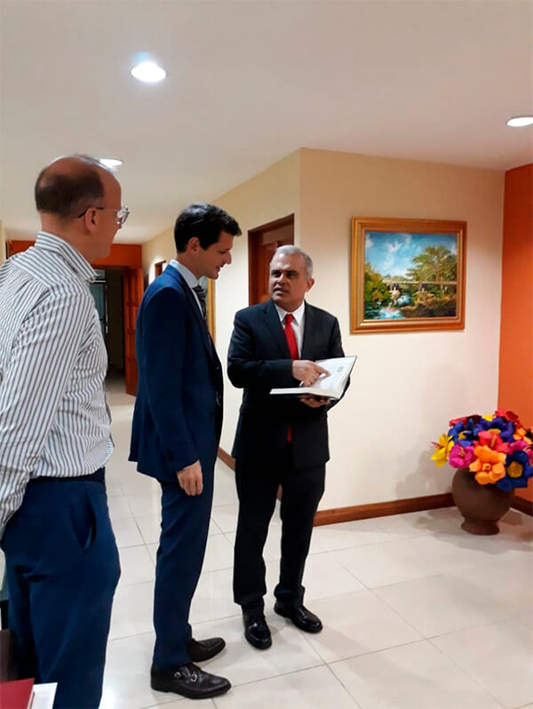 pelayo-castro-ue-nicaragua-visita-instituciones
