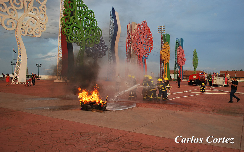 bomberas-demostracion-managua
