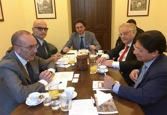 denis-moncada-visita-oficial-italia