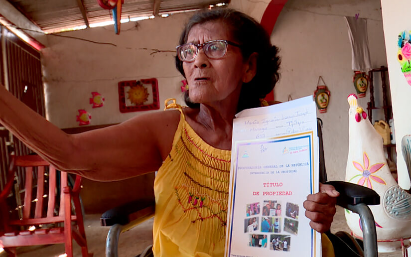 entrega-titulos-tipitapa