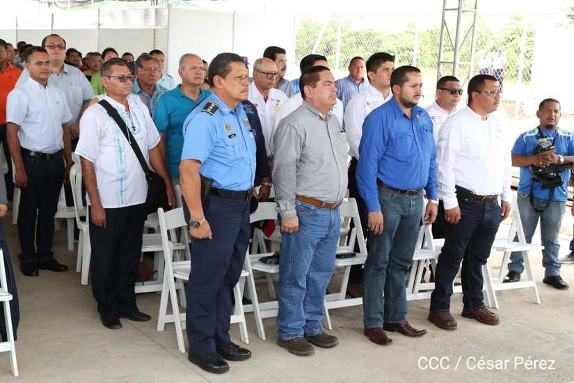 inauguran-matadero-elrama