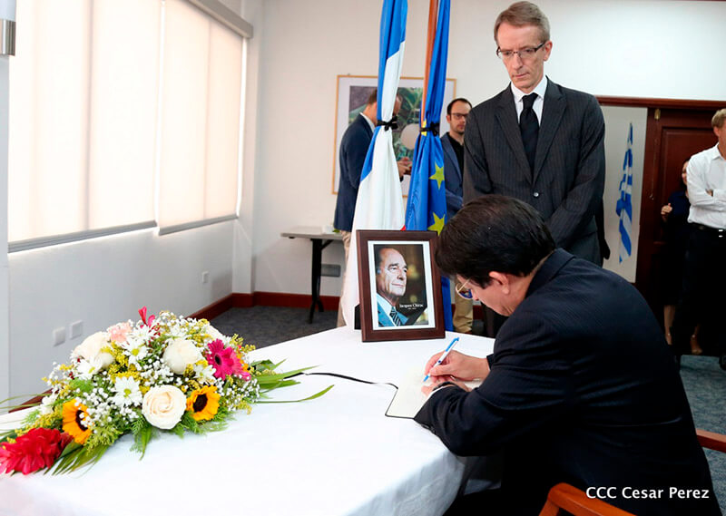 homenaje-jacques-chirac-en-nicaragua-canciller-denis-moncada