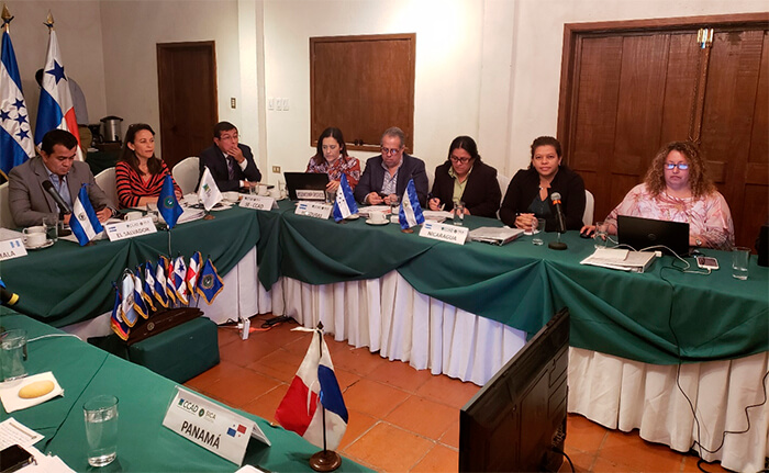 ministra-marena-ccad-el-salvador