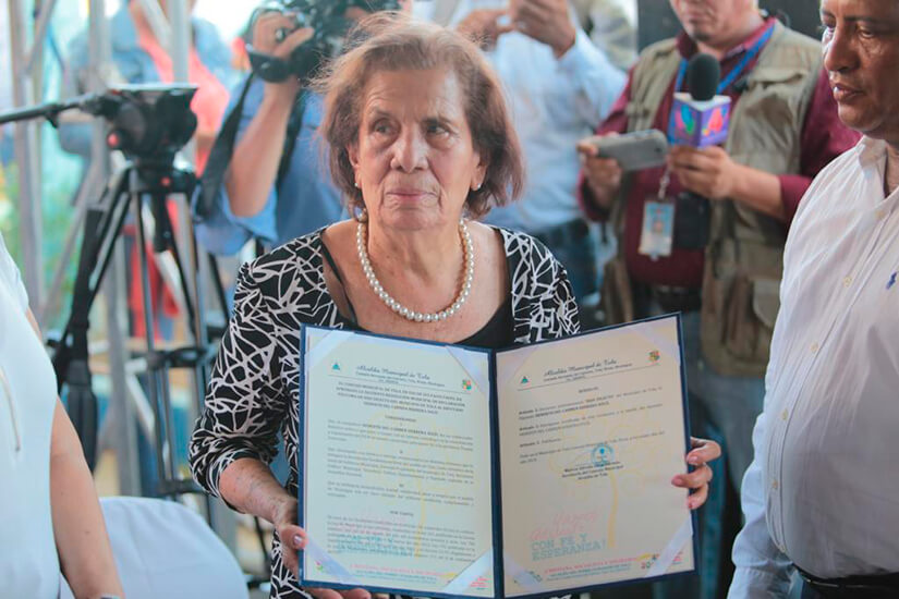 homenaje p&oacute;stumo a diputado hebert
