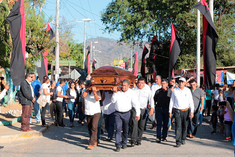 homenaje p&oacute;stumo a diputado hebert