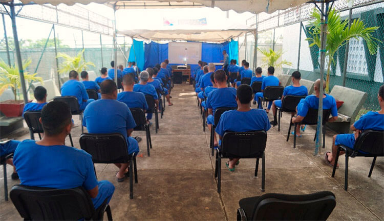 culto-por-videoconferencia-con-presos-centros-penitenciarios-nicaragua