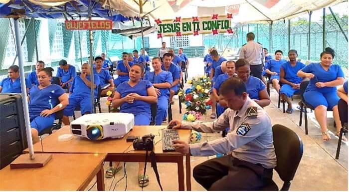 realizan-culto-por-videoconferencia-con-presos-nicaragua