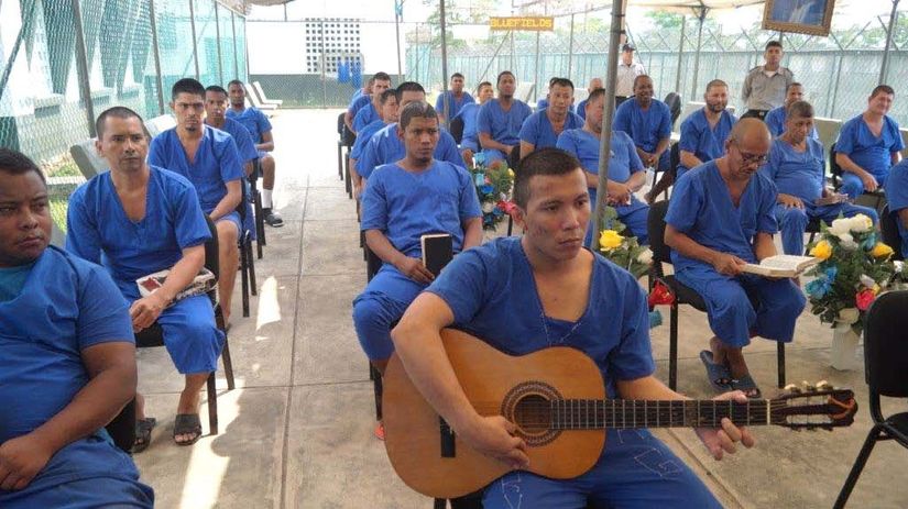 misa-centros-penales