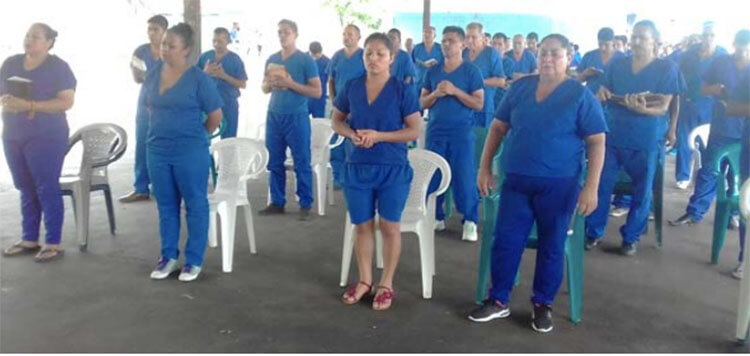 presos-participan-en-culto-por-videoconferencia