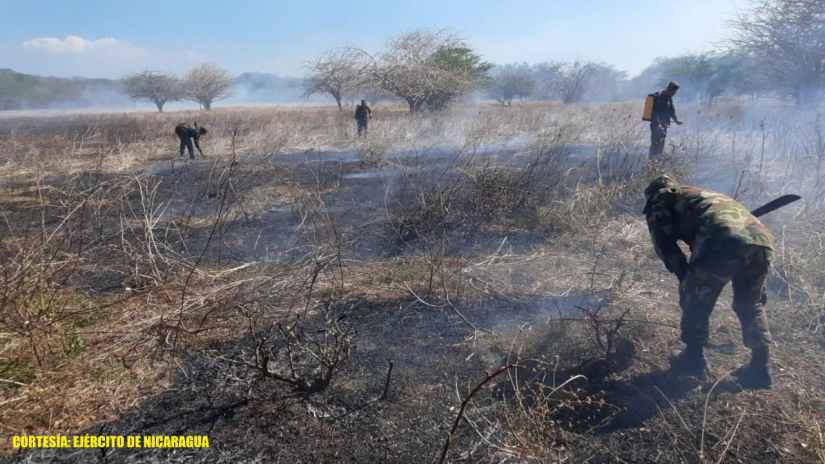 ejercito-sofoca-incendio-agropecuario
