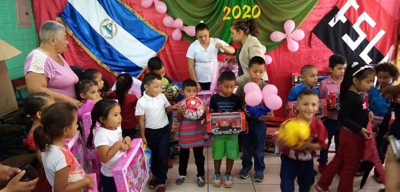 entrega-juguetes