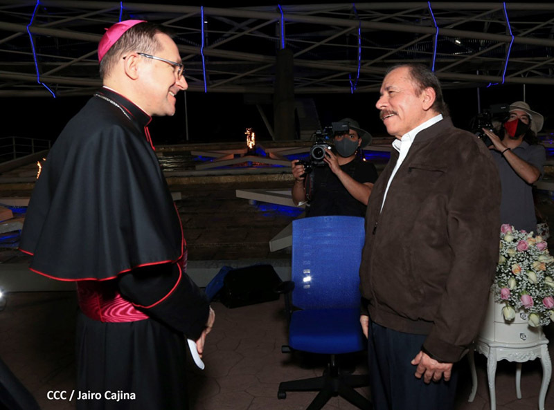 entrega-cartas-credenciales-daniel-ortega-nicaragua