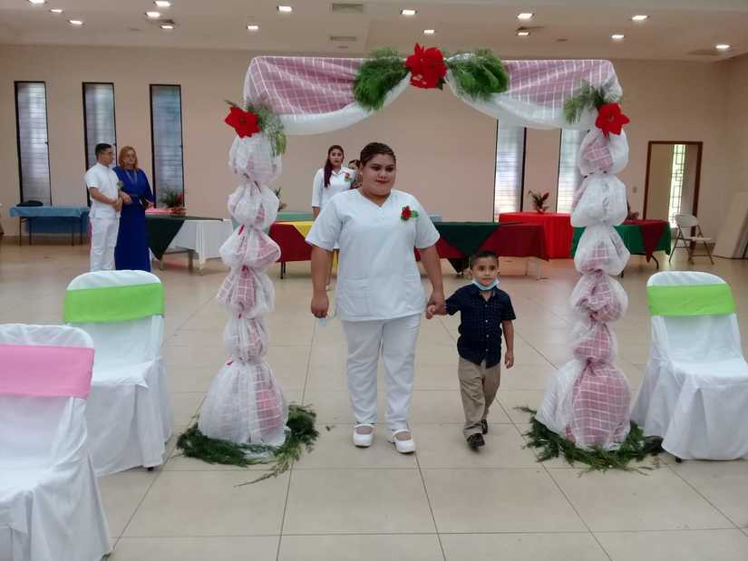 graduacion-auxiliares-enfermeria