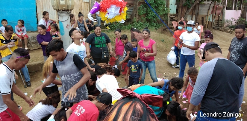 pinatas-barrios-ninos