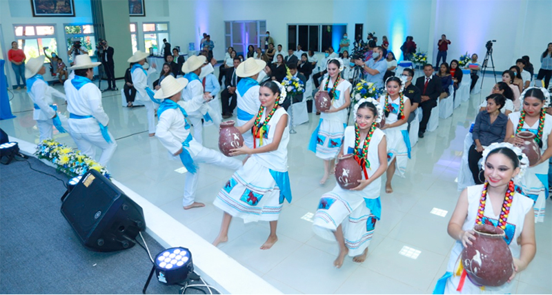 graduacion-de-docentes-educacion-tecnica