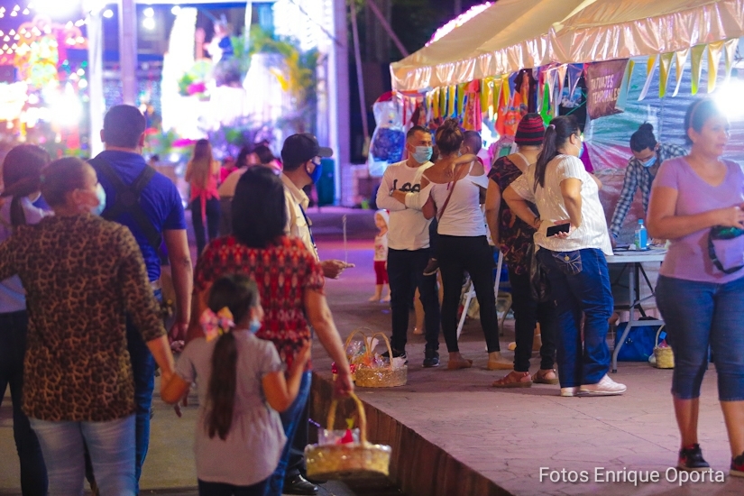 altares-avenida-bolivar