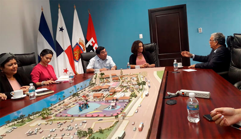 emabajdor-panama-alcaldia-managua-visita-cortesia