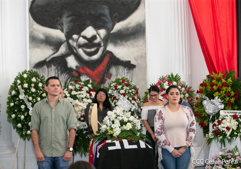 homenaje