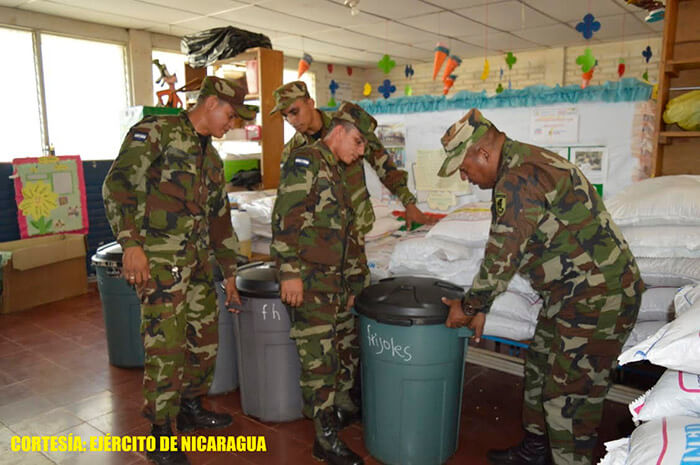 ejercito-nicaragua-participa-en-el-traslado-de-la-merienda-escolar
