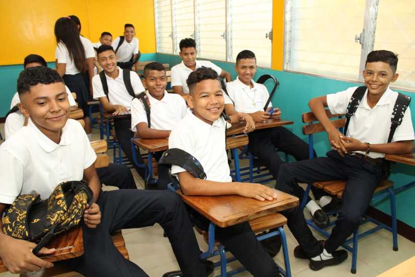 inauguran-año-esoclar-chinandega