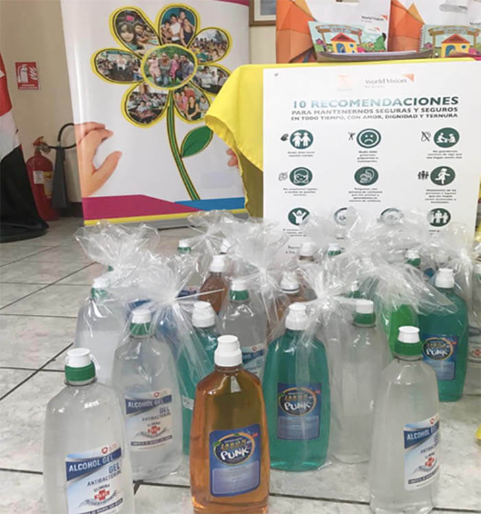 donacion-world-vision-kits-mifan