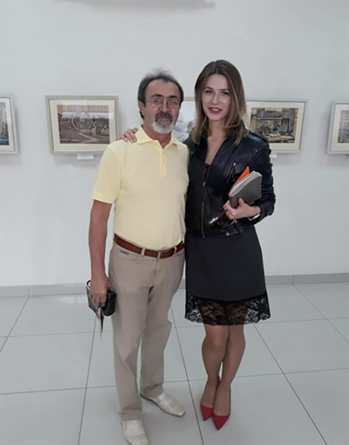 nicaragua-conversa-con-artista-del-busto-bronce-general-sandino-rusia-