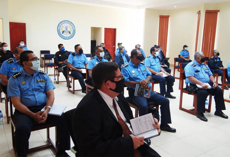 policia-nacional-en-seminario-cicr