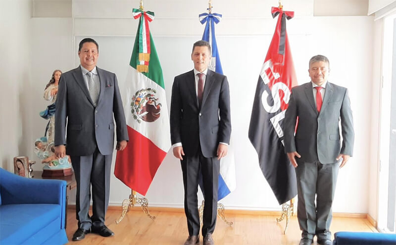 visita-embajada-mexico-