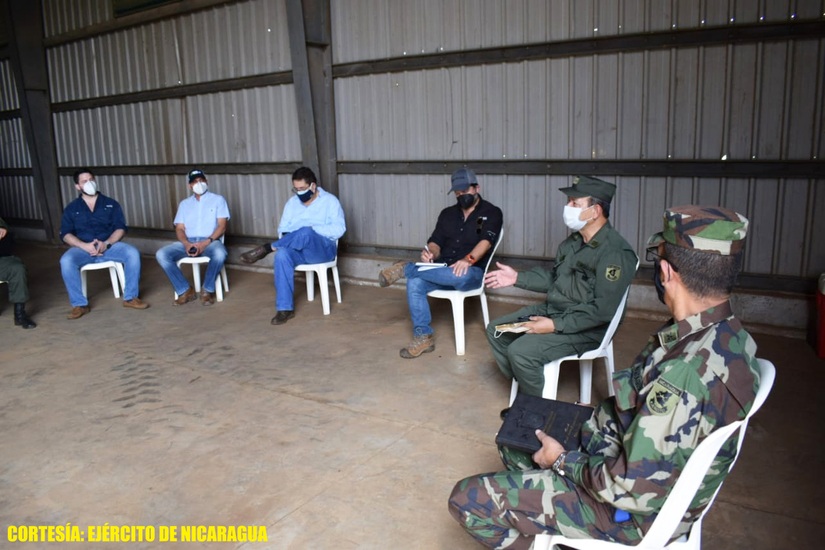 ejercito-reunion-productores-mani