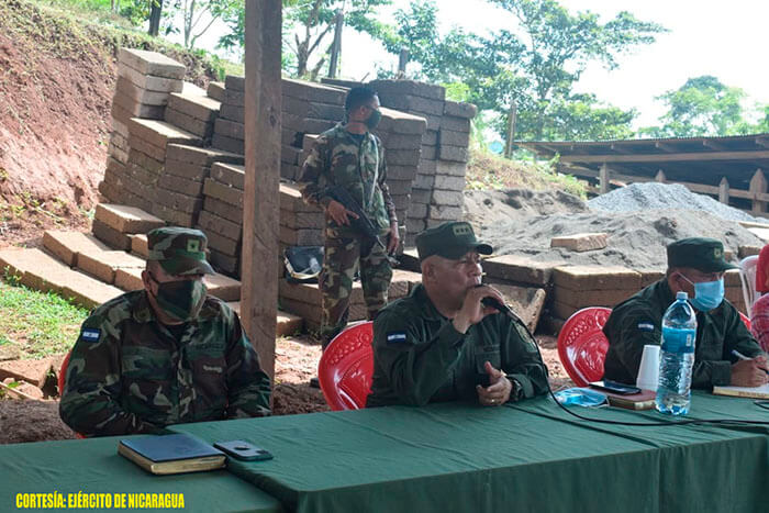 ejercito-reunion-con-ganaderos