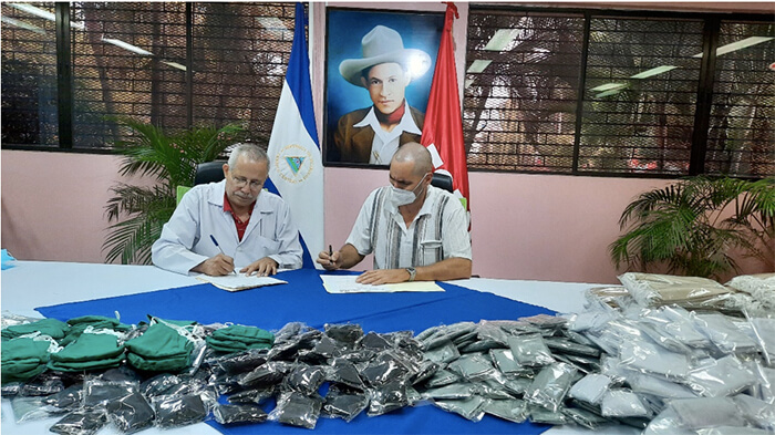 amca-entrega-donacion-al-mins-para-afecatdos-por-huracanes
