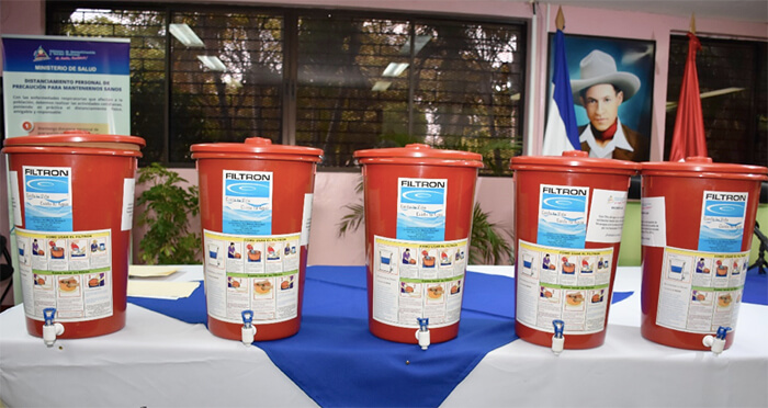 amca-entrega-donacion-al-mins-para-afecatdos-por-huracanes