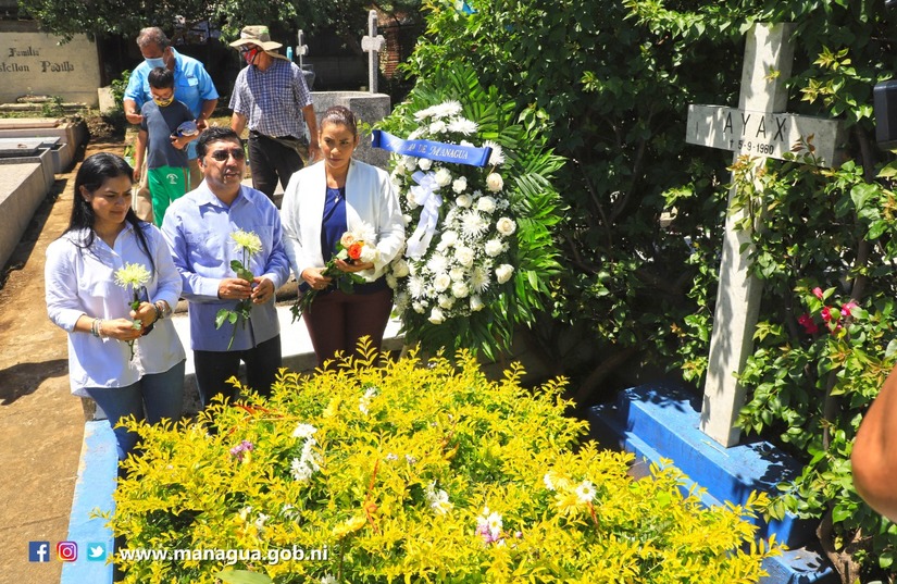 homenaje-ajax-delgado