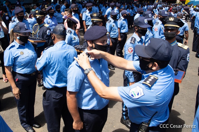 POLICIA