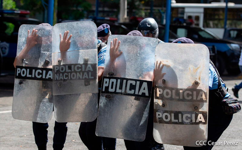 policia-nacional-ejercicio-demostrativo