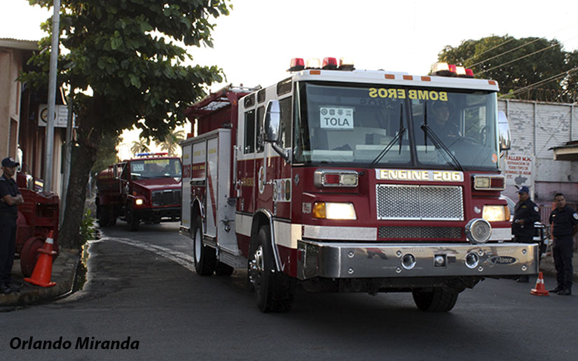 BOMBEROS