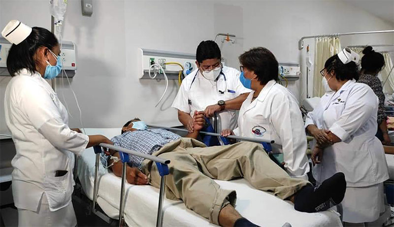 visita-manolo-morales-ministra-de-salud