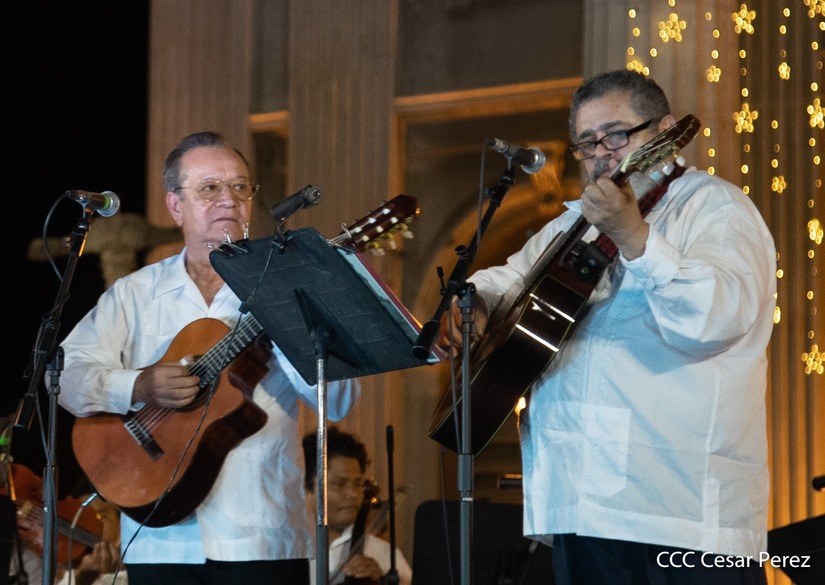 serenata-managa-aniversario