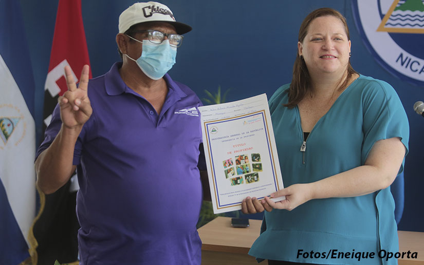 TITULO