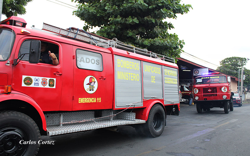 BOMBEROS