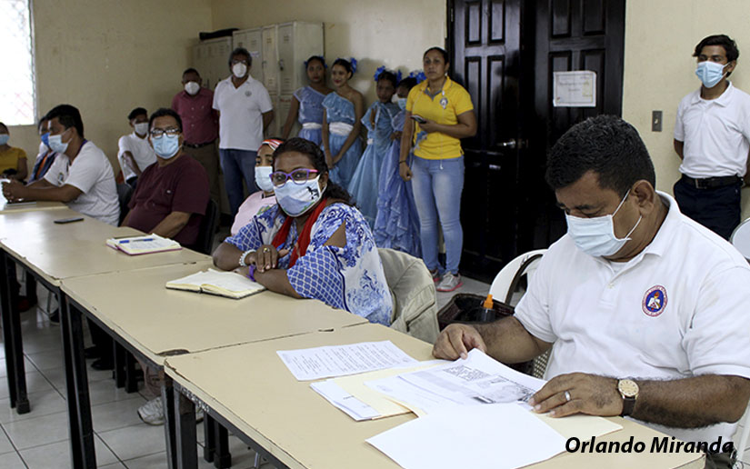 DOCENTES