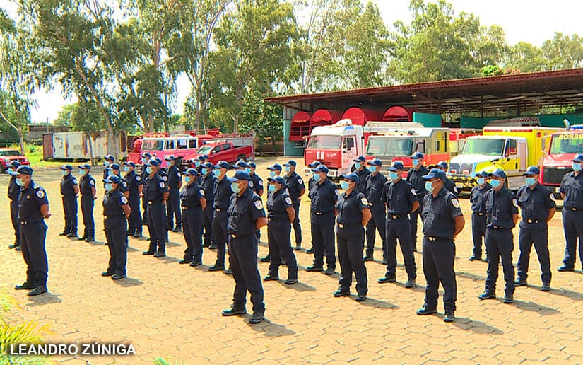 BOMBEROS
